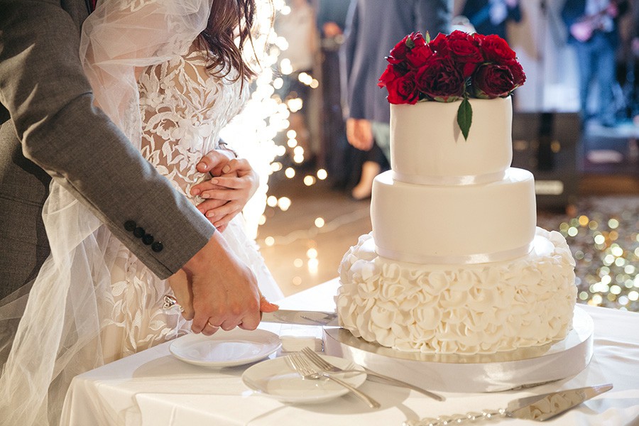 Does Costco Make Wedding Cakes in 2022? How Much?