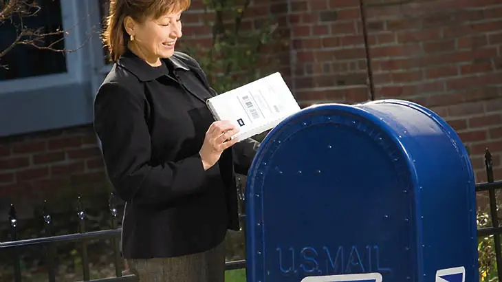 Drop A Package In A Usps Mailbox