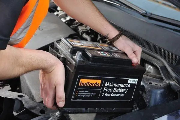 Install A Battery At Autozone